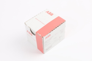 2CDS283103R0204