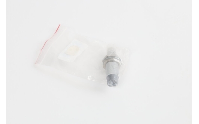 BESM18ML-PSC12E-S04G-W