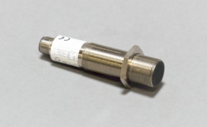 BESM18ML-PSC50B-S04G-002