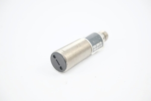 BOS 18M-PS-1XB-E5-C-S4