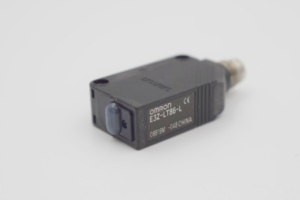 E3Z-LT86-L