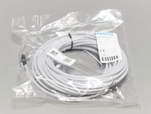 NEBU-M8W4-R-10-LE4