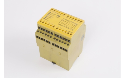 PNOZ11230-240VAC24VDC7NO1NC