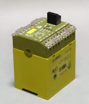 PNOZ8_24VDC