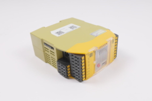 PNOZs3024-240VACDC2no2nc