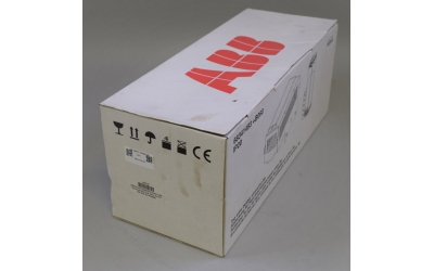 TOP_ENTRY_BUSBAR_R8