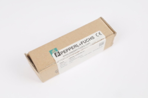 UB200-12GM-E4-V1